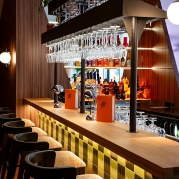 Thaams Resto Bar SINLR 12